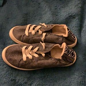 Brand new Roxy shoes